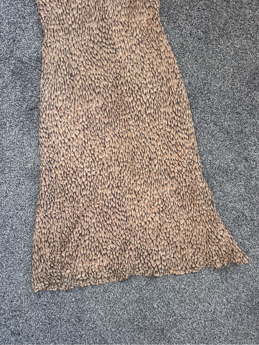 Ann Taylor Silk Tan/Brown Animal Print Sleeveless Midi Dress Size 6P Small Flaw - Picture 5 of 13